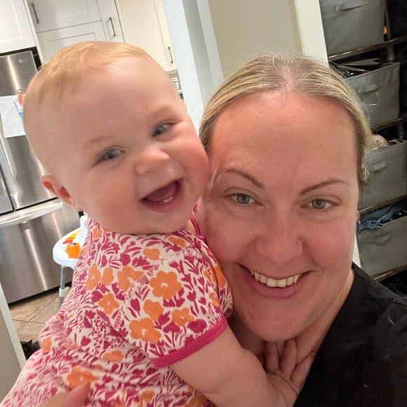 Meet your Posher, Lindsay - Picture 1 of 1